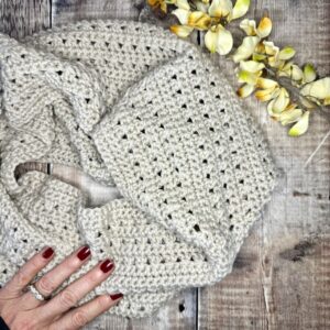 Your No. 1 indulgent crochet cowl for cozy winter warmth | MadameStitch