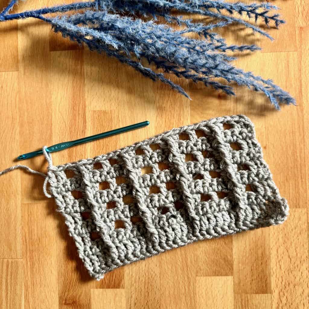 A photo of the granny spike stitch/double crochet stitch pattern called Columns and Arches